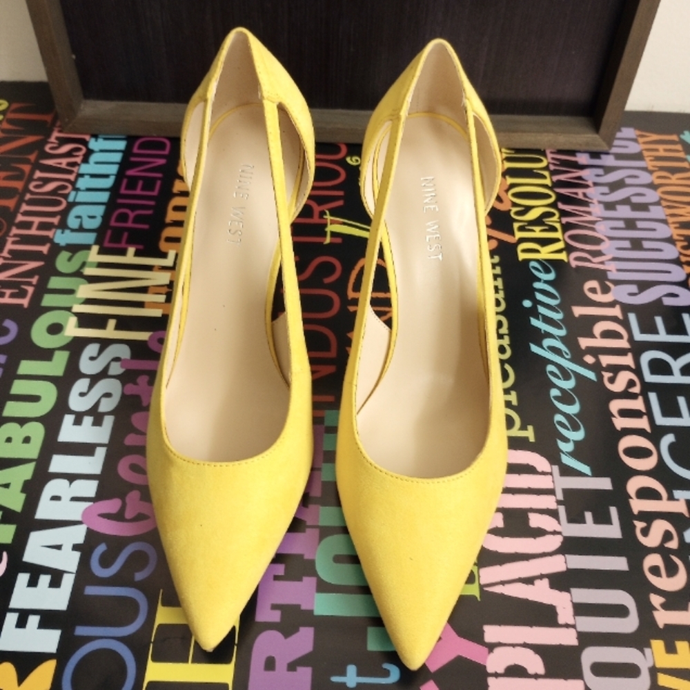 Splendid Yellow Nine West Stilettos!. - Picture 3 of 6